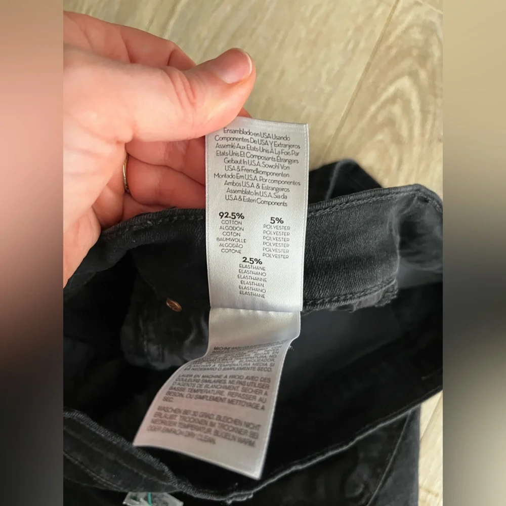 MOTHER Women’s The Stunner Zip Ankle Step Fray in Not Guilty - Size 27 - Picture 8 of 13